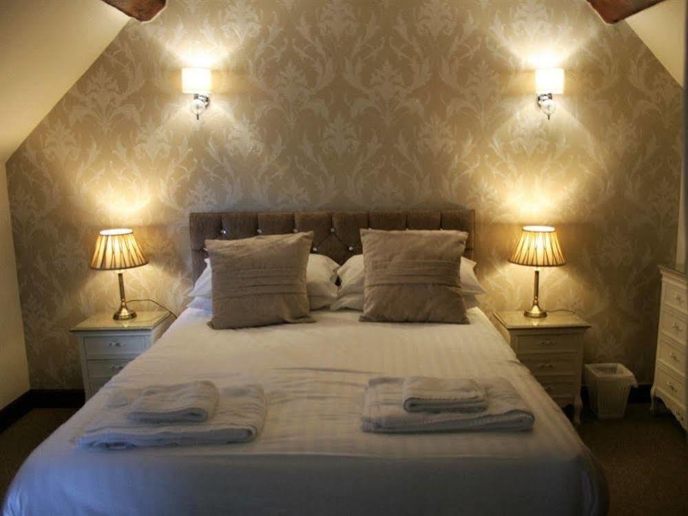 The Talbot Inn Much Wenlock Zewnętrze zdjęcie